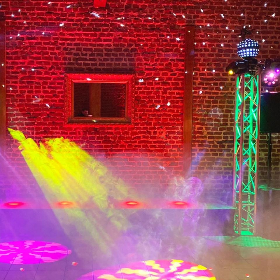 Veranstaltungstechnik Sound Licht Traverse Bühne mieten bei FTF Events – 3
