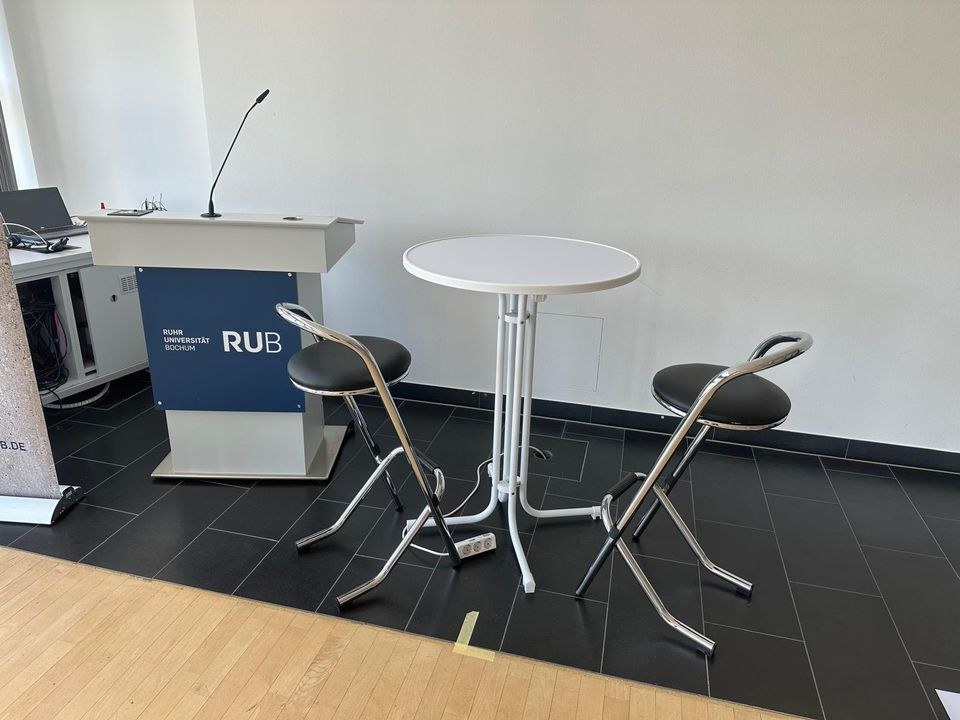 Barhocker schwarz 75 Stück pro mieten in Mülheim (Ruhr) – 4