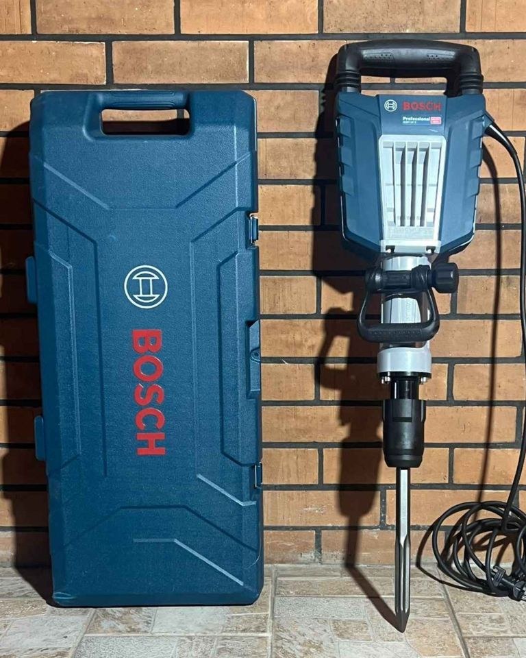 Stemmhammer Abrisshammer Bohrhammer Bosch mieten in Sande