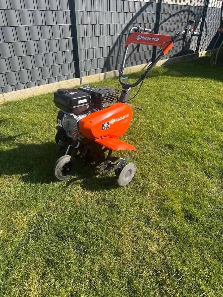 Motorhacke Gartenfräse Bodenfräse Husqvarna TF mieten in Lünen
