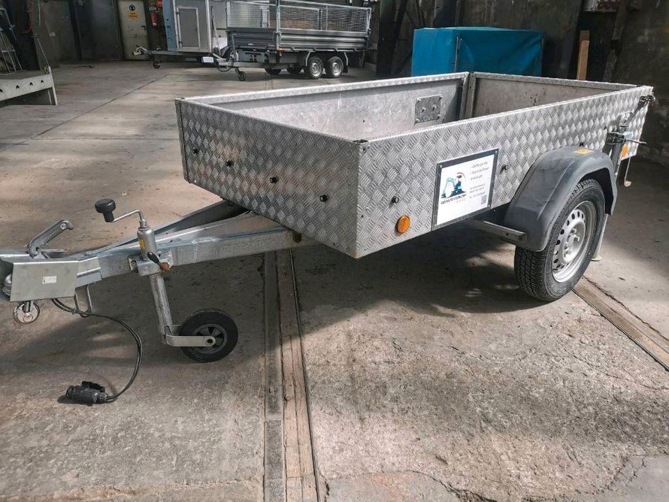 Anhänger 750kg mieten bei Geräteverleih Raaz – für Umzug & Baumarkt