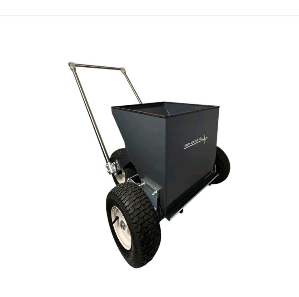 Topdresser Besander Rasen sanden Sandstreuer S75 mieten in Schüttorf – 2