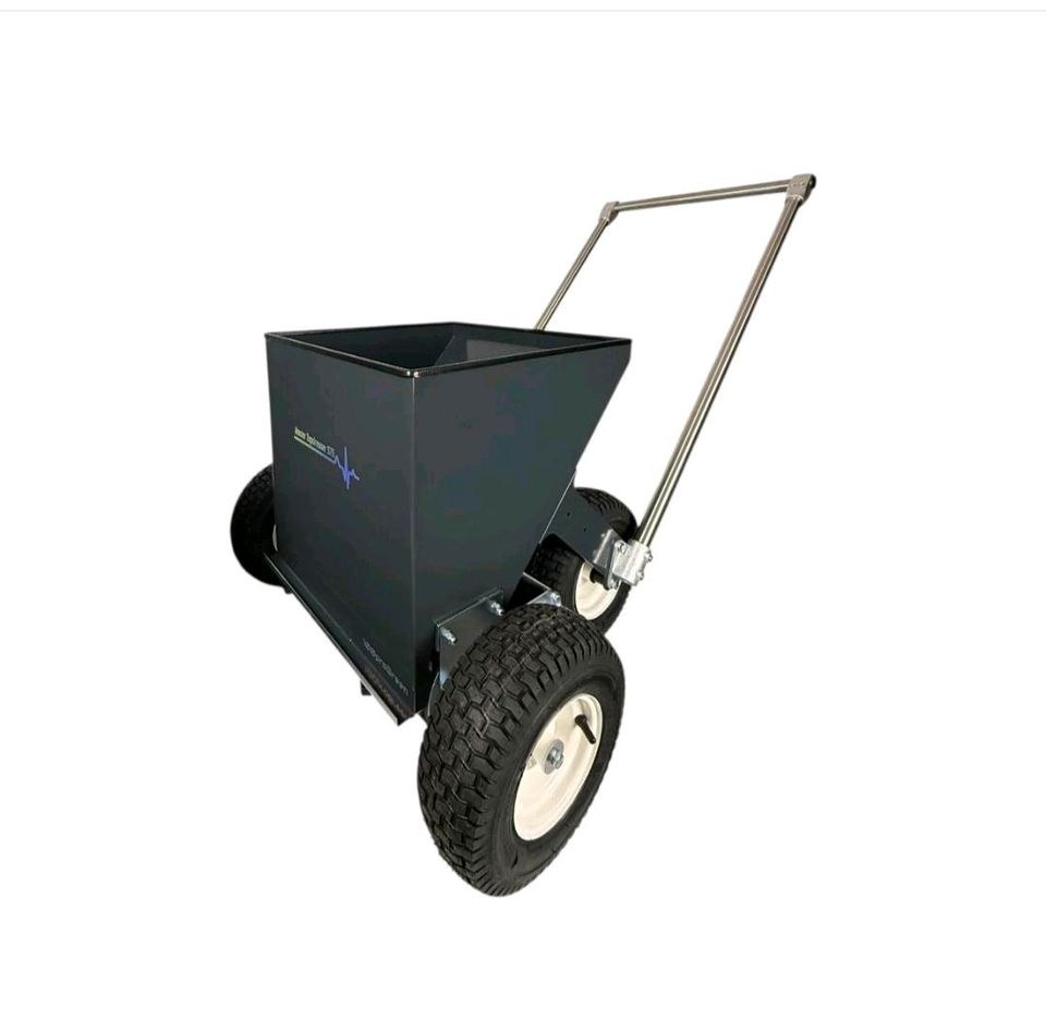 Topdresser Besander Rasen sanden Sandstreuer S75 mieten in Schüttorf – 4
