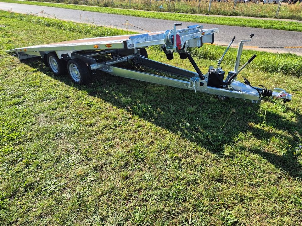 Autotrailer 3,5 To Böckmann AH 4321 35 mieten in Strausberg – 3