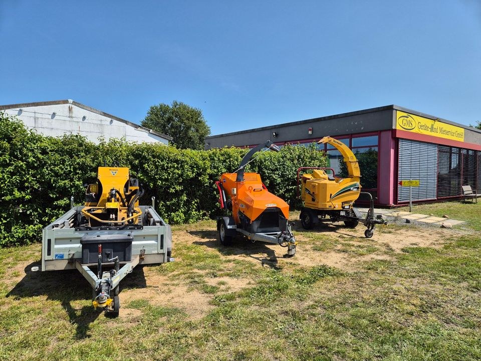 Holzhäcksler Jensen A 530 du 15 cm mieten in Strausberg – 2