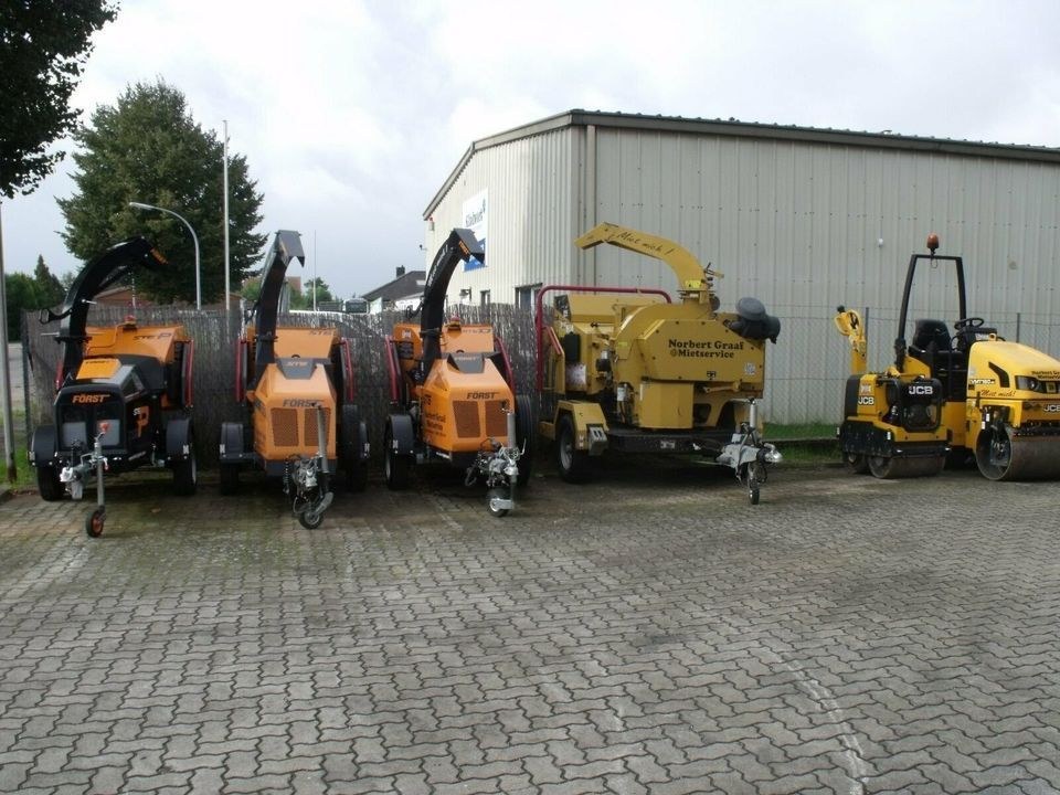 Bagger Knickschere mieten bei Graaf Baumaschinen – 4