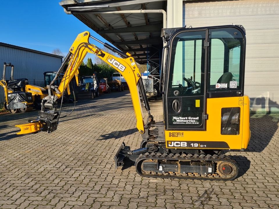 Minibagger JCB 19 C 1 Powertilt Knickschere mieten in Bad Schwartau – 2
