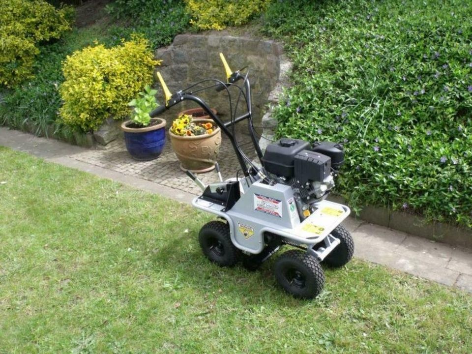 Sodenschneider mieten bei Graaf Baumaschinen – für Garten & Grundstück