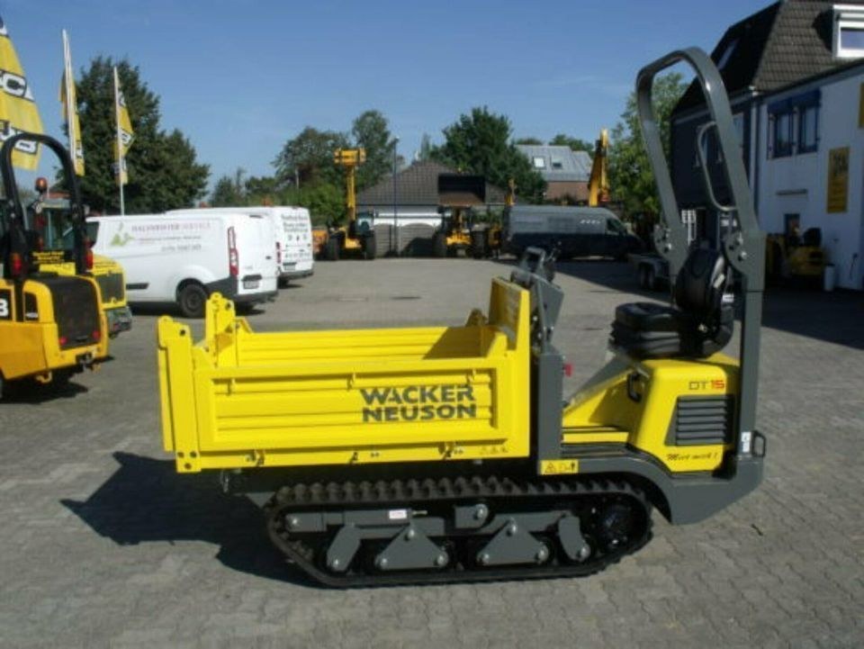 Kettendumper Dumpster mieten in Bad Schwartau – für Aushub & Schutt