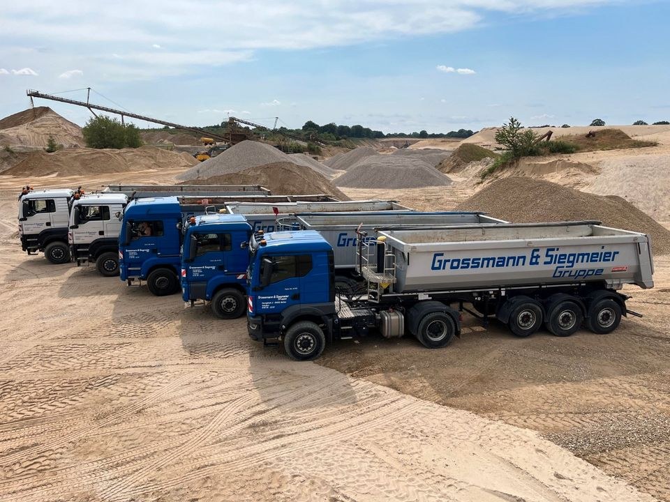 Sattel LKW mieten bei Grossmann & Siegmeier – für Umzug & Transport