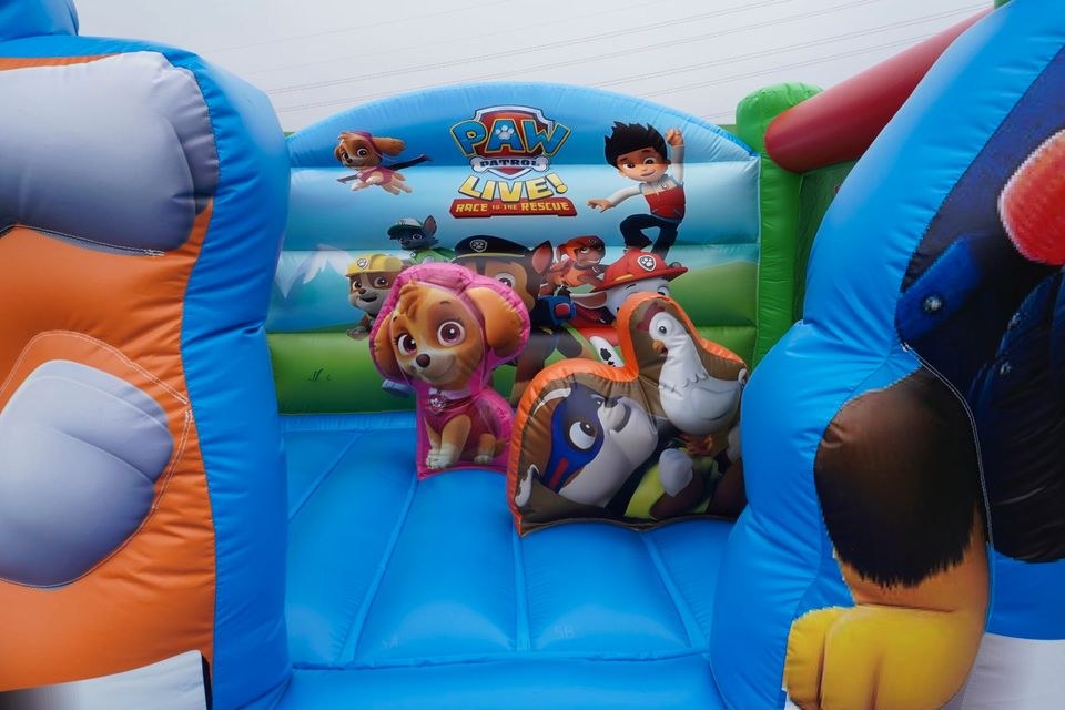Hüpfburg Paw Patrol mieten in Gadebusch – Hüpfspaß für jede Feier