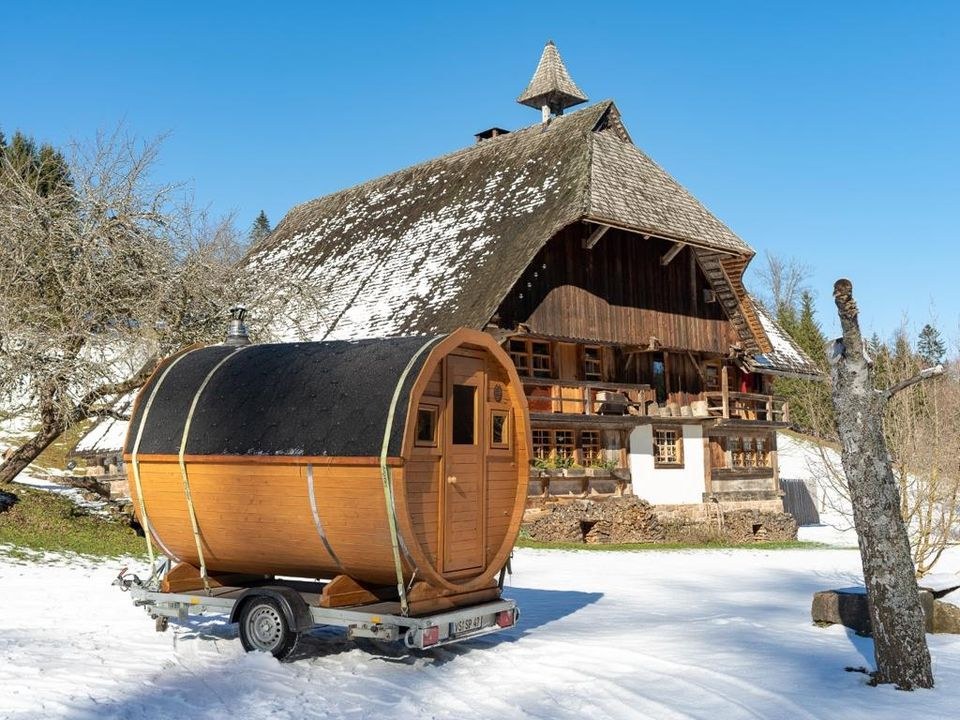 Fasssauna mobile Saunafass mieten bei Alicia Laaser Heimatwärme-Sauna – 3