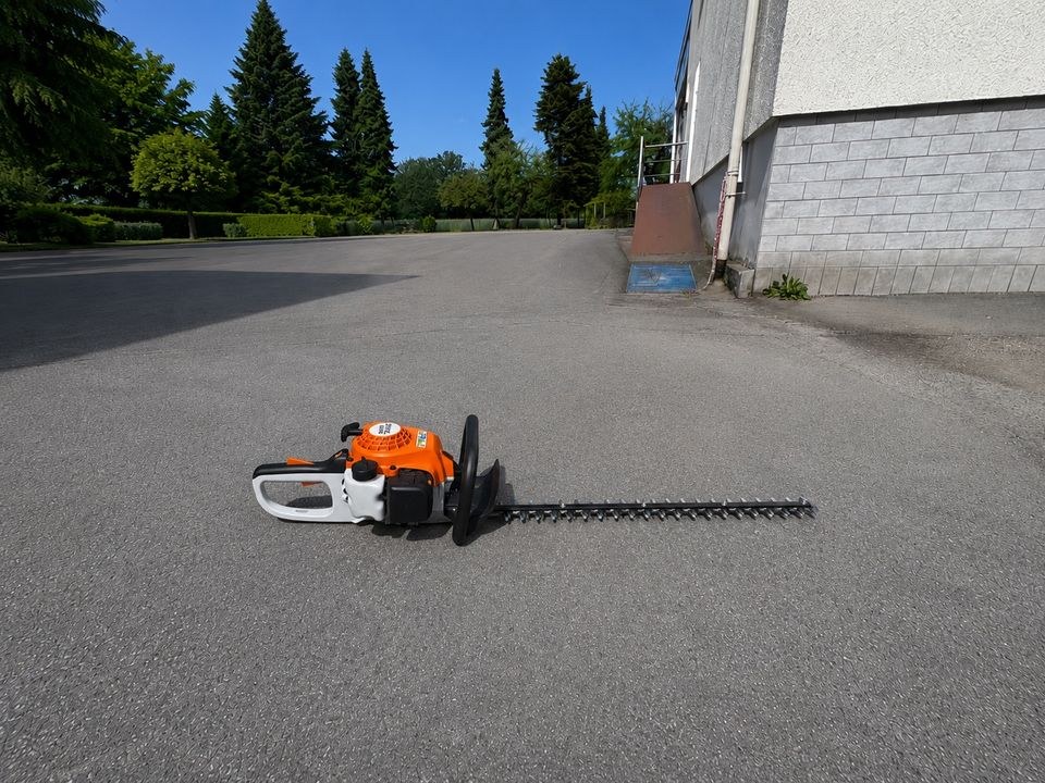 STIHL HS 45 Heckenschere Benzin Heckenschneider mieten in Gladbeck