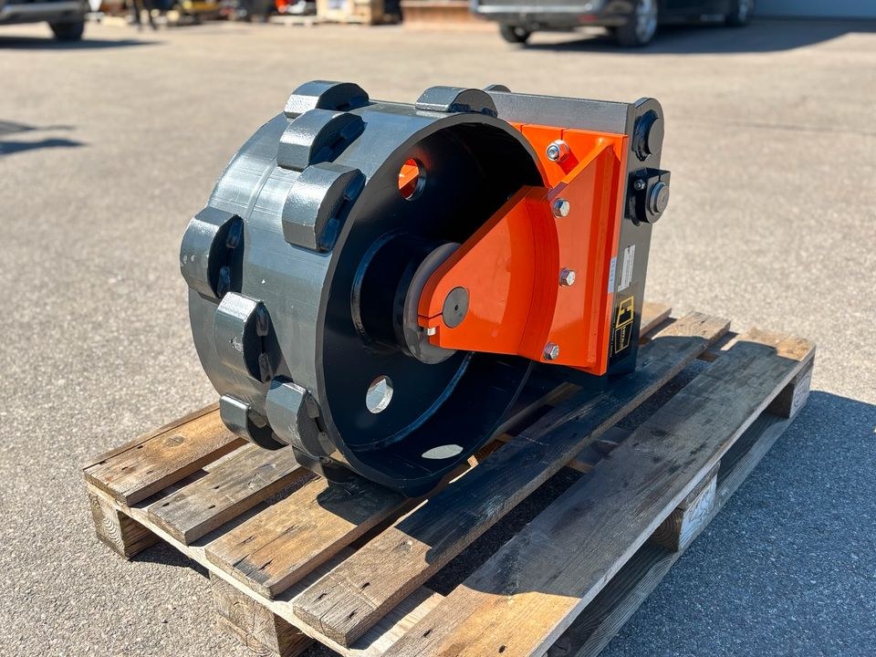 Verdichterrad 25 cm 200 kg 1,5 8 to mieten bei Hitzler Baumaschinen