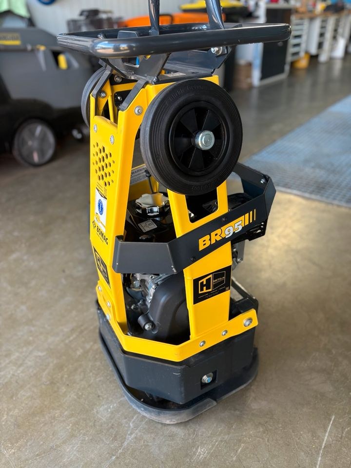 BOMAG BR 95 Rüttelplatte 92 kg Honda GX160 mieten in Bibertal – 2