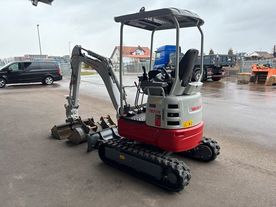 Takeuchi TB217 R V3 Powertilt HS01 t Minibagger mieten in Bibertal – 3