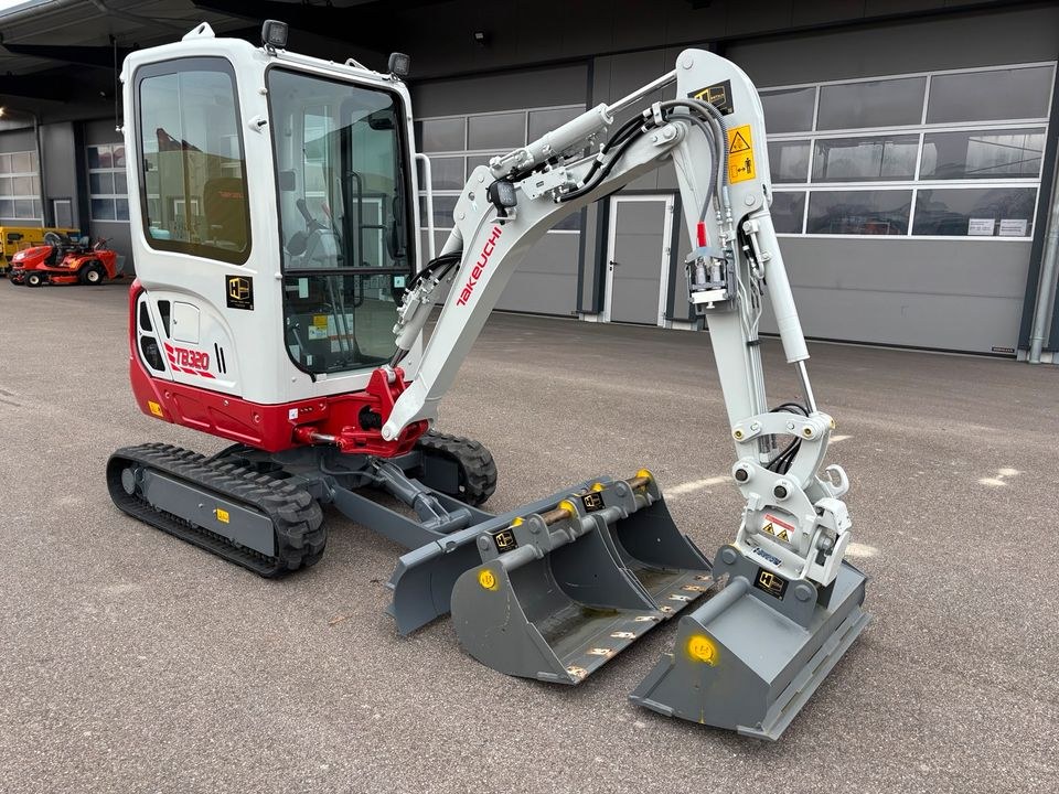Takeuchi TB320 V3 PowerTilt HS01 2,2 to mieten in Bibertal