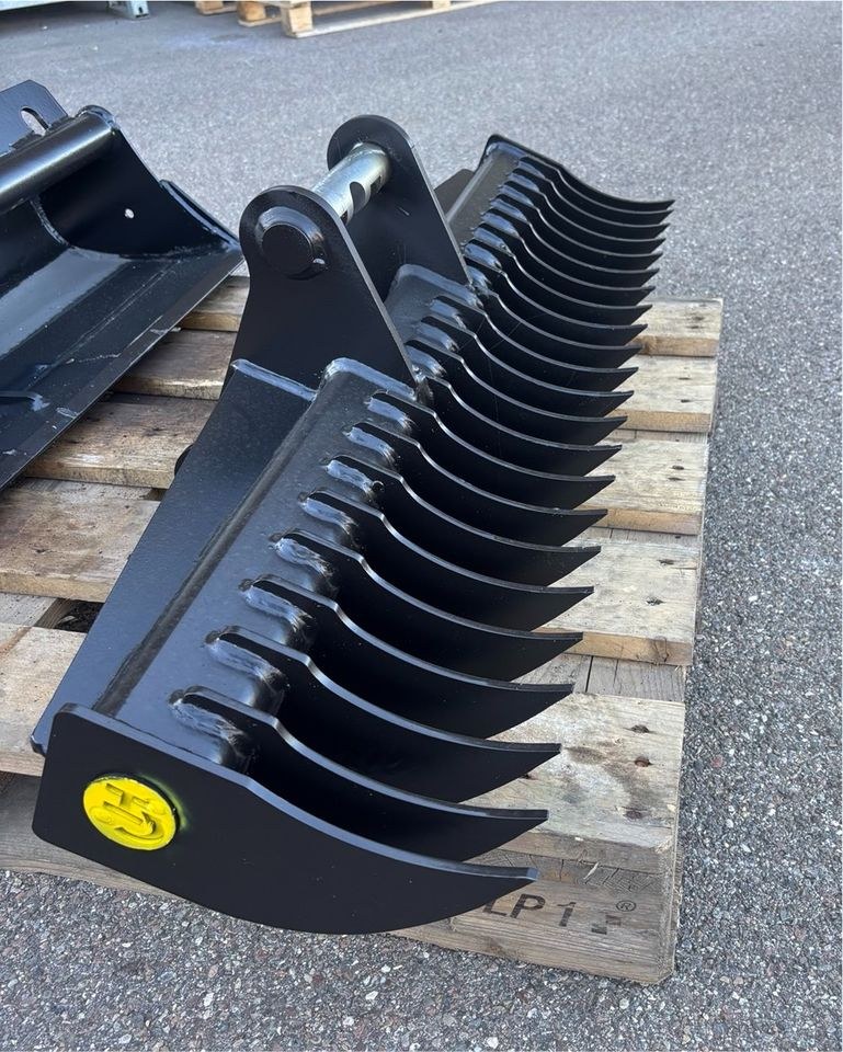 Baggerrechen 125 cm MS01 Symlock Minibagger 1 2 mieten in Bibertal