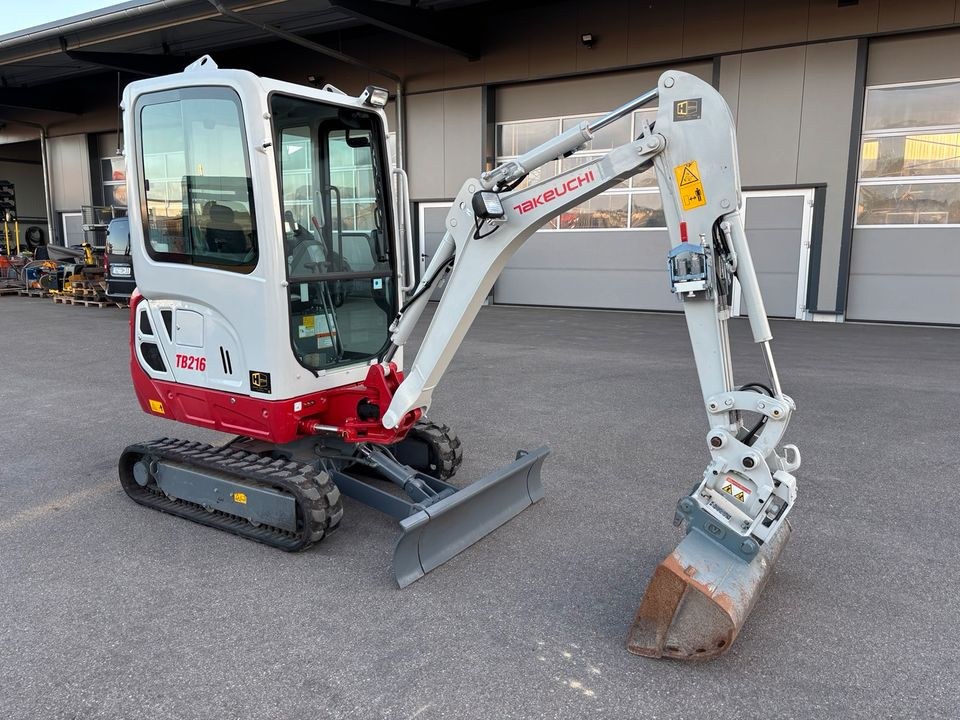 Minibagger Kompaktbagger 1,2 9 to mieten bei Hitzler Baumaschinen – 3