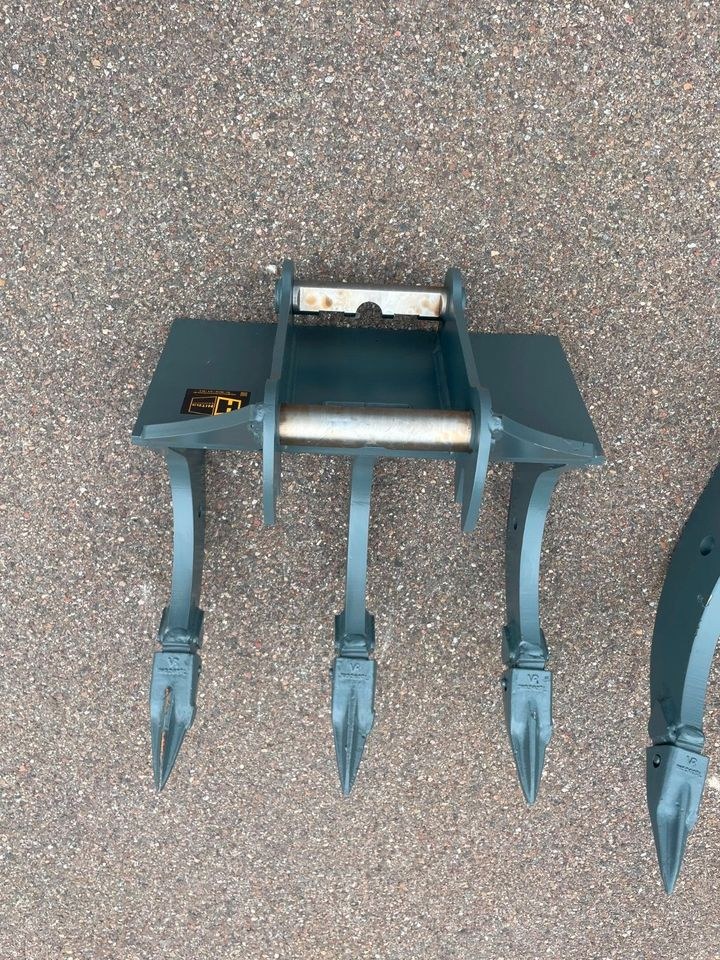 Roderechen 50 cm MS01 Symlock Minibagger 2 to mieten in Bibertal