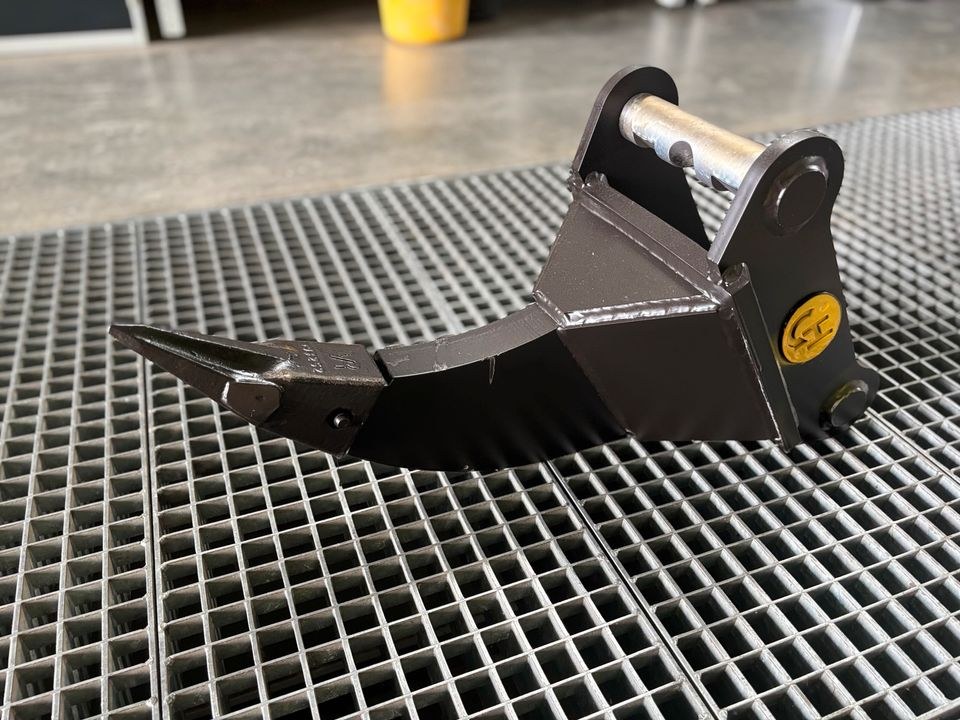 Henle Reißzahn MS03 Symlock Minibagger 2,5 6 to mieten in Bibertal – 4