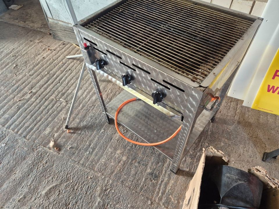 Gasgrill Gastrogrill mieten bei HochstiftMedia – für viele Gäste – 3