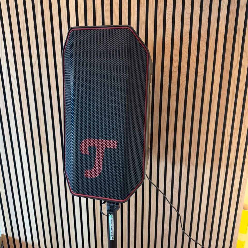 Teufel ROCKSTER Air 2 N Musikbox Soundbox Akku mieten in Herne – 3