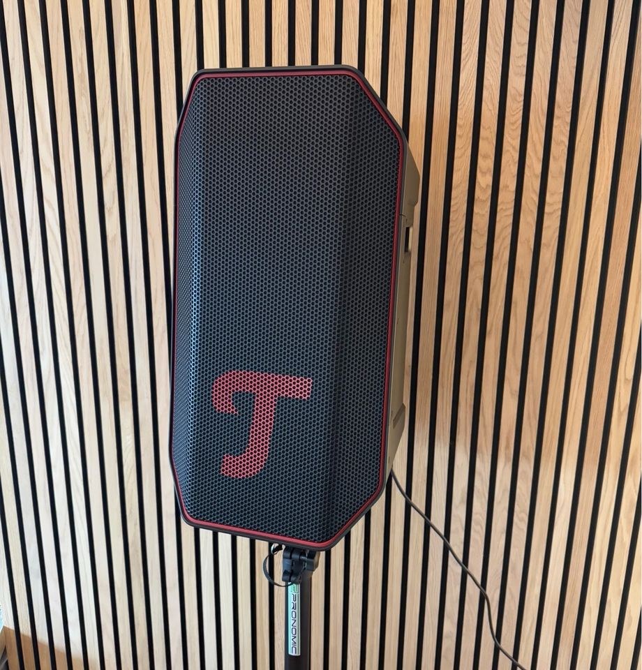 Teufel ROCKSTER Air 2 N Musikbox Soundbox Akku mieten in Herne