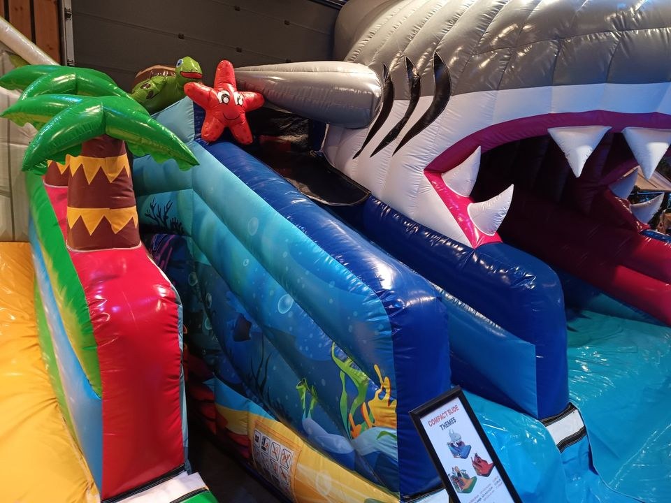 Wasserrutsche Hai Wochenendmiete mieten bei Thomas – Spaß für Kinder – 4