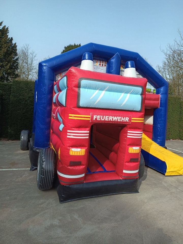 Hüpfburg Feuerwehr XL Multiplay Wochenendmiete mieten bei Thomas