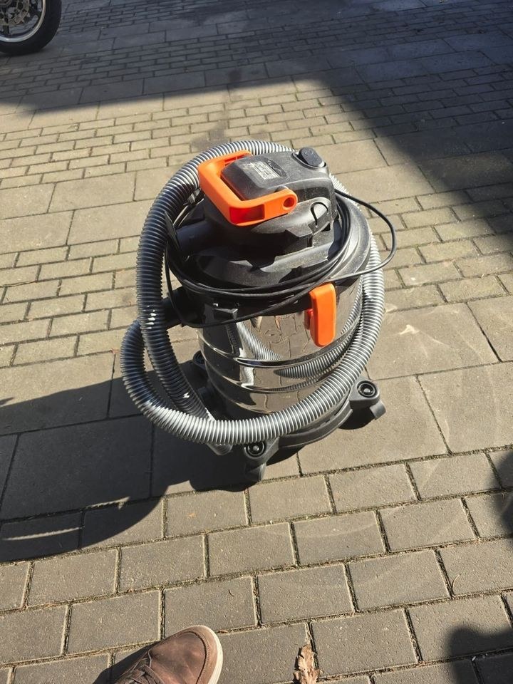 Akku Staubsauger Industriesauger mieten bei MG Event & Gastroservice – 2