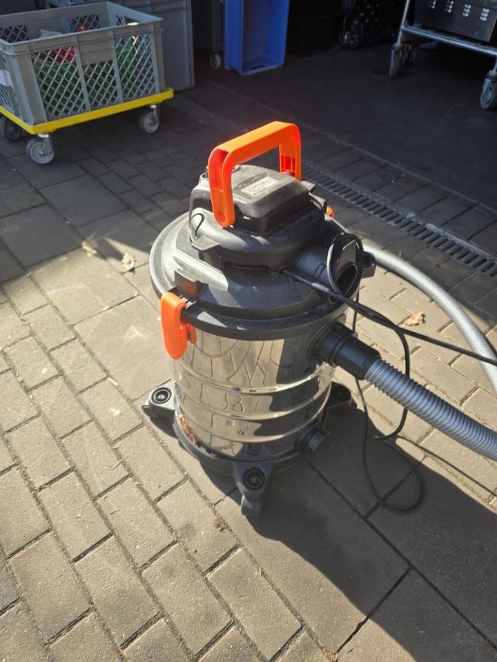 Akku Staubsauger Industriesauger mieten bei MG Event & Gastroservice – 3