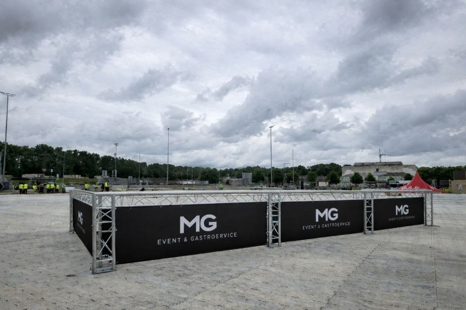 Mobile Bar Traverse System mieten in Bielefeld – für jedes Wetter