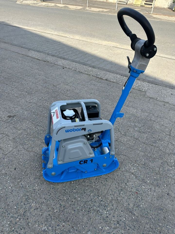 Rüttelplatte Rüttler 92 Kg mieten bei Rechtsform des Unternehmens E