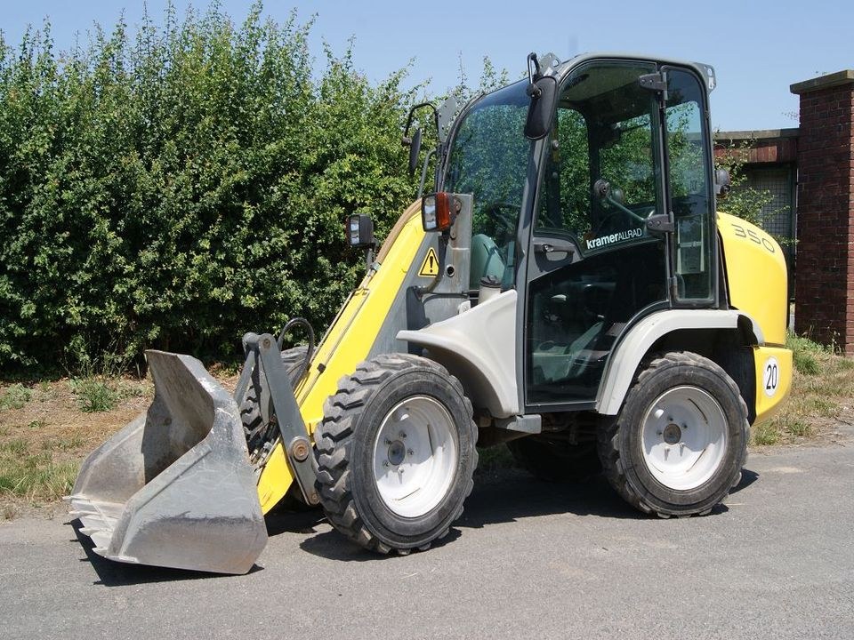Radlader Bobcat Lader mieten in Pfungstadt – für Schüttgut & Paletten
