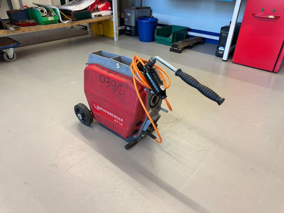 Rohrreinigungsmaschinen Rothenberger R750 mieten bei inha – 3