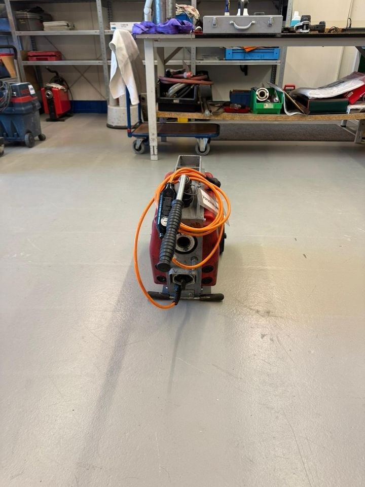 Rohrreinigungsmaschinen Rothenberger R750 mieten bei inha – 2