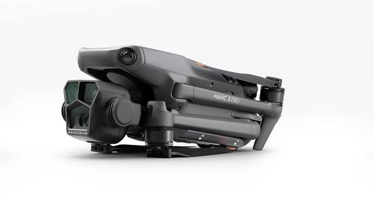 N] DJI Mavic 3 Pro Fly More Combo 4k mieten in Kirchheim unter Teck – 4
