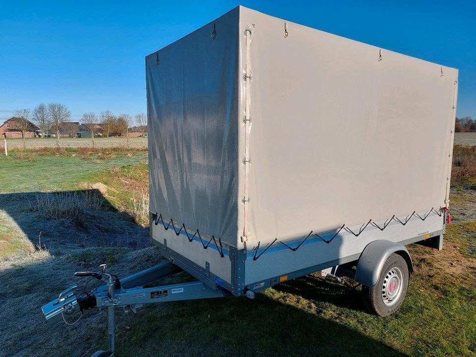 Anhänger 1,3t 3m innen 1 Monat mieten in Issum – für Umzug & Baumarkt