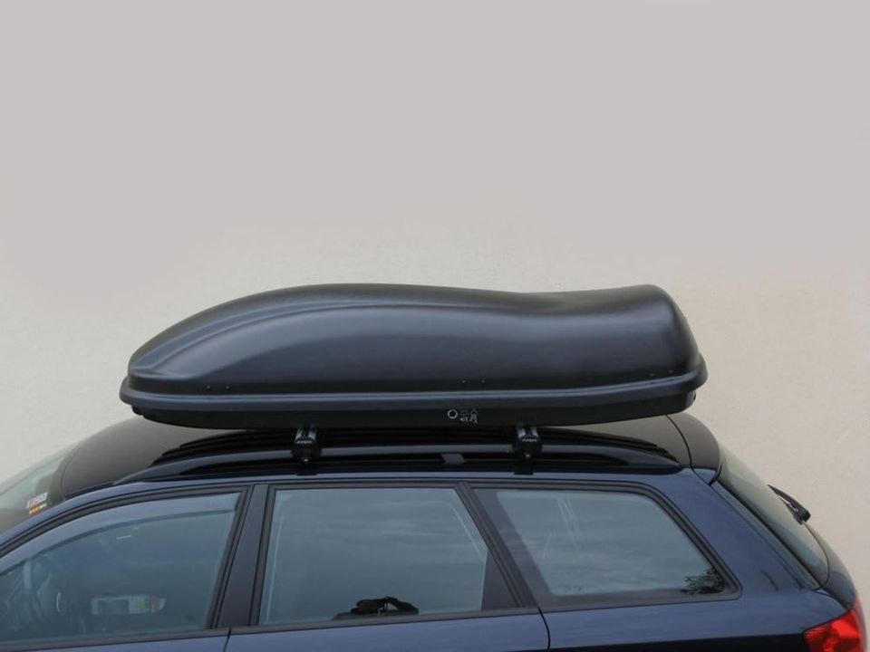 Dachbox 480L inkl Grundträger offene Reling mieten in Issum – 3