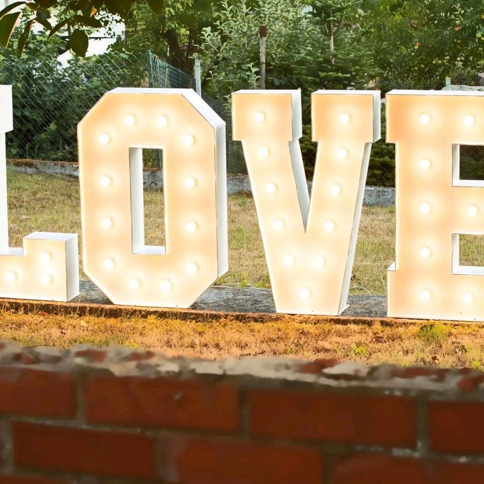 XXL Love Buchstaben 1,20m Verlobung mieten in Schmelz – 4