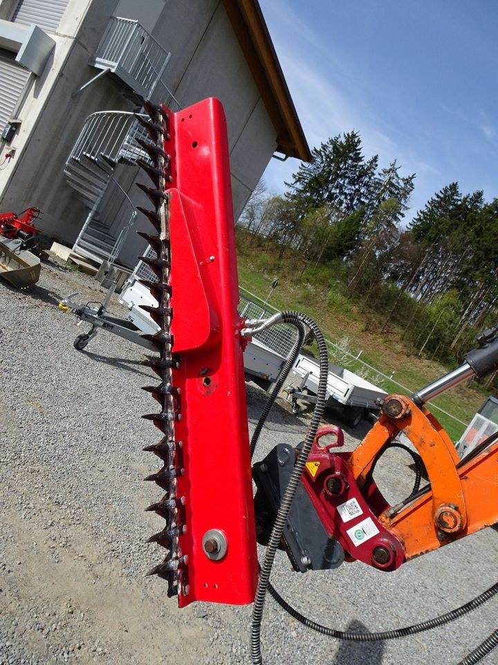 Hydraulische Heckenschere mieten in Konzell – 3