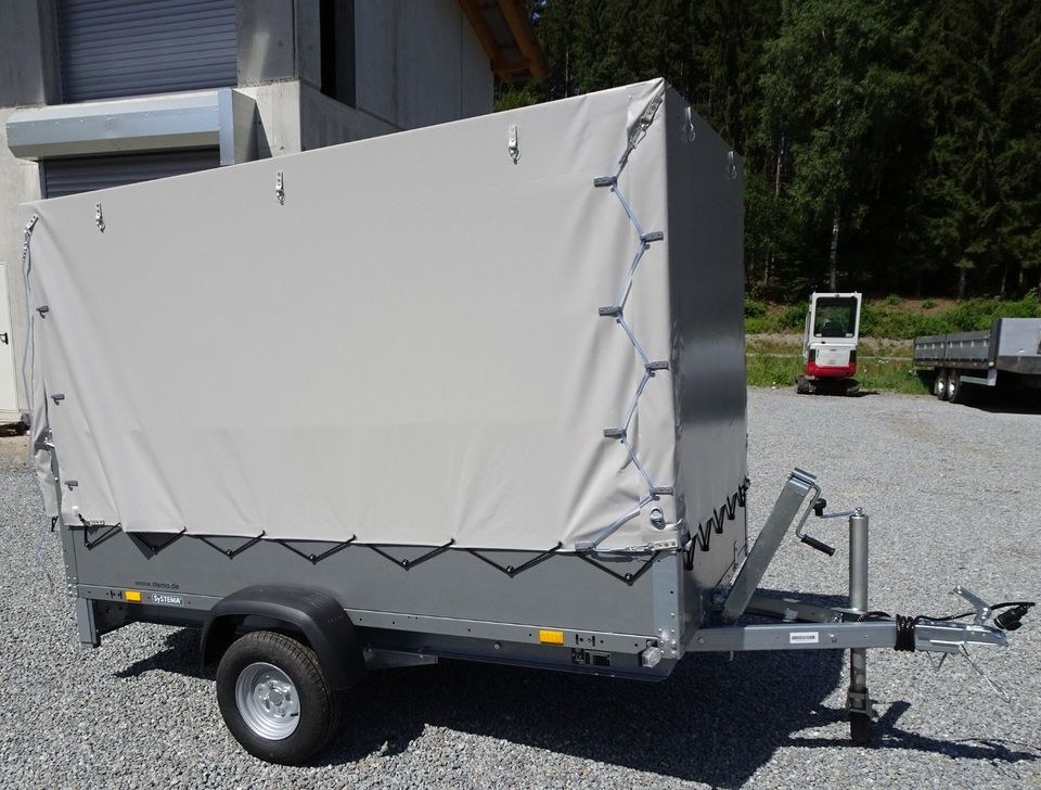 PKW Anhänger 750kg 100km h Planenaufbau kippbar mieten in Konzell