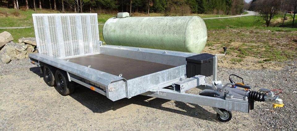 PKW Anhänger Maschinentransporter Tieflader mieten in Konzell – 2