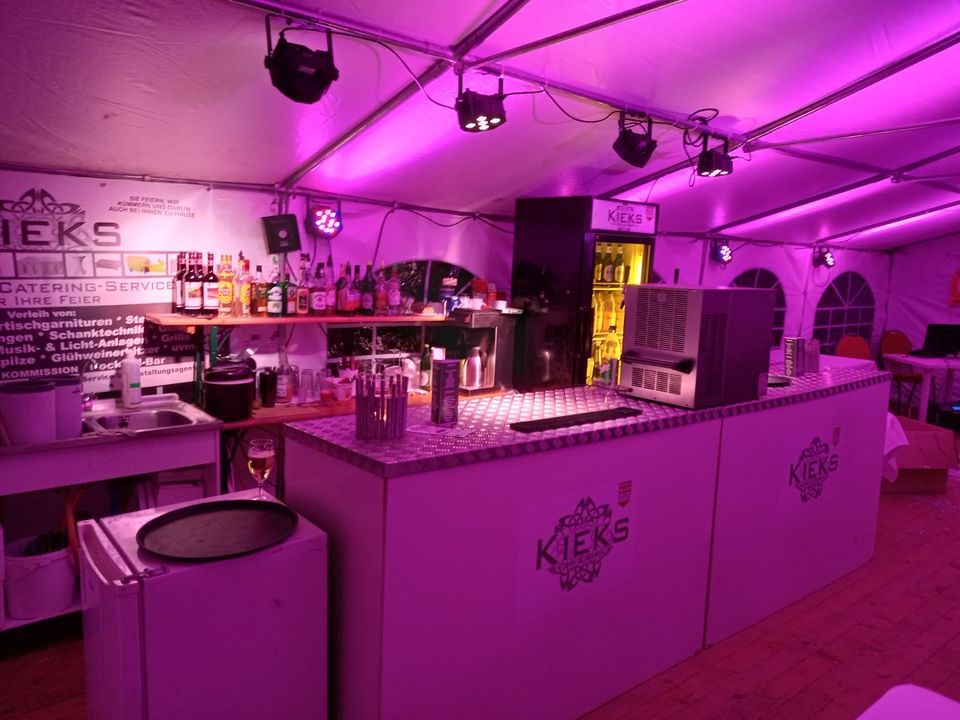 Bar Ausschank Theke Kühlschrank Gläser mieten bei KIEKS Partyverleih – 4