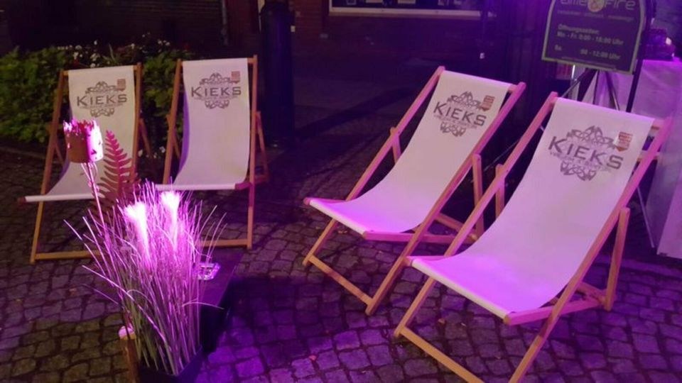 Liegestühle Bankettstühle Stühle Lounge mieten bei KIEKS Partyverleih – 2