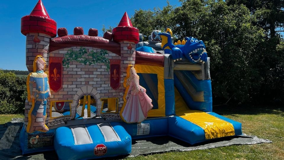 Hüpfburg Fairy Castle Schloß Ritterburg Drache mieten in Crostwitz