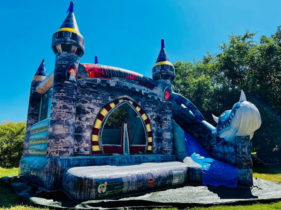 Hüpfburg Blue Dragon Burg Drachen Rutsche mieten in Crostwitz
