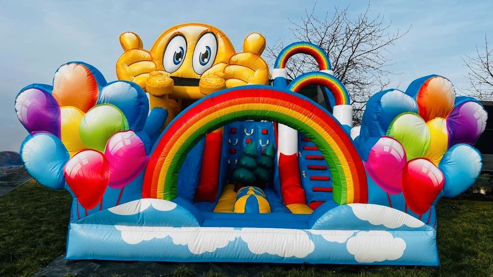 Hüpfburg Rutsche Kletterwand Multiplay mieten in Crostwitz – 2