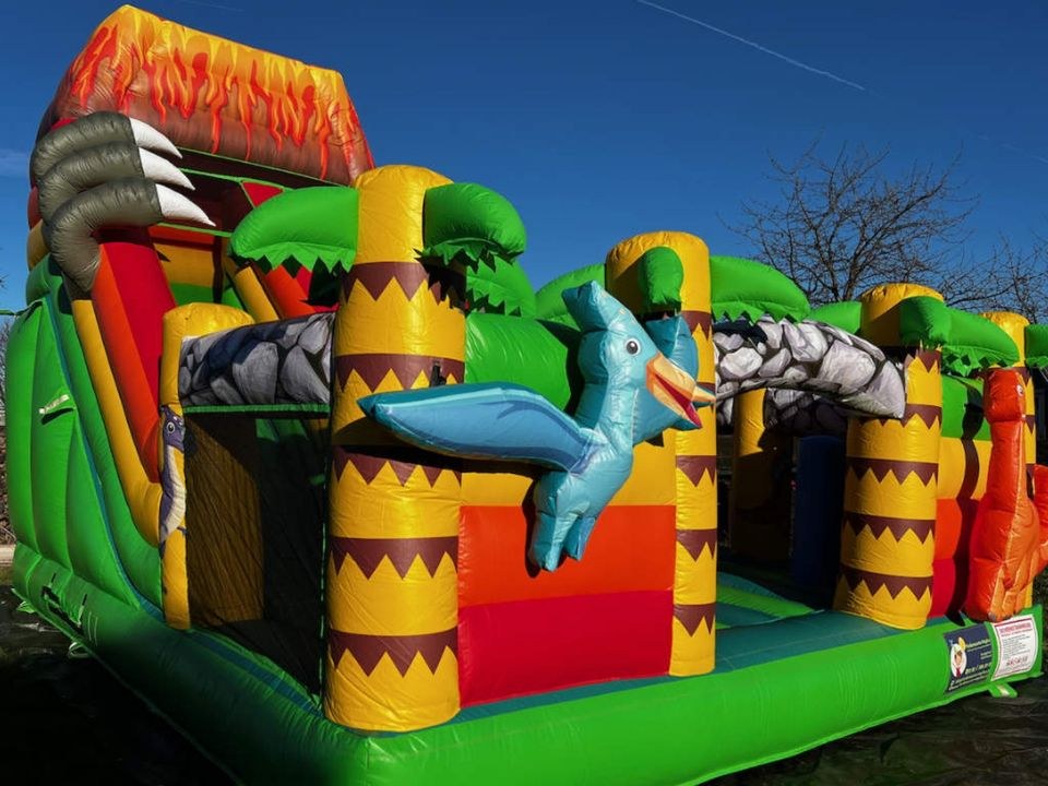 Hüpfburg Jurassic Jump Rutsche Multiplay mieten in Crostwitz – 2